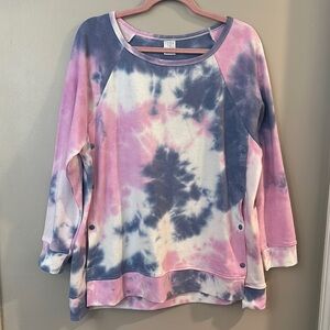 NWT Tie Dye Maternity Sweatshirt